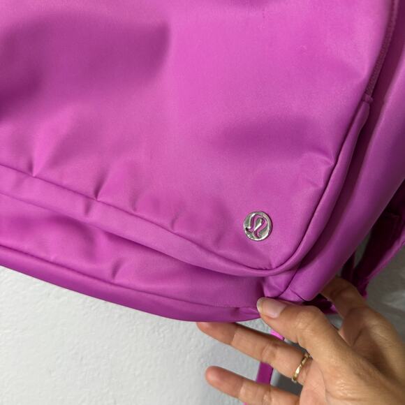 Lululemon Everywhere Backpack Pink - Picture 5 of 10